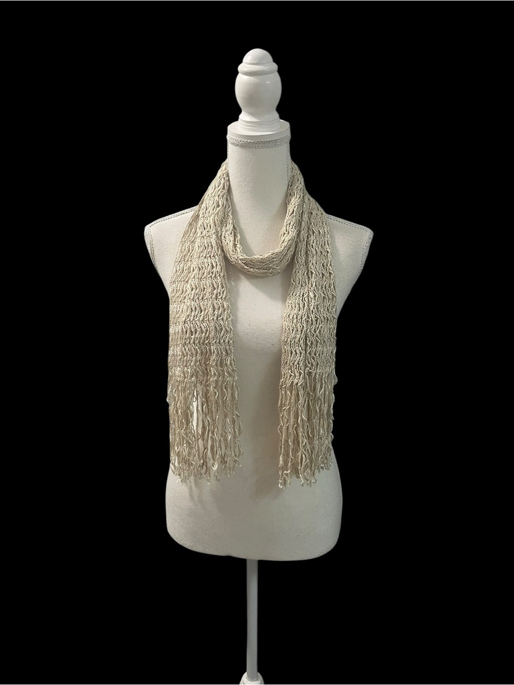 Liz Claiborne Off White Beige Open Weave Texture Scarf Fringe Made in Italy